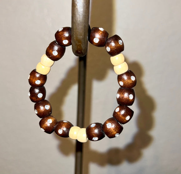 ~Handmade bracelet (**Bracelet only) made with natural dark almond Loose bead~