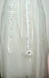 Beautiful white Wedding dress! If you are on a budget this dress is for you! (pre-owned)